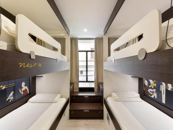 Free Hostels Barcelona : photo 8 de la chambre lit dans dortoir mixte de 4 lits