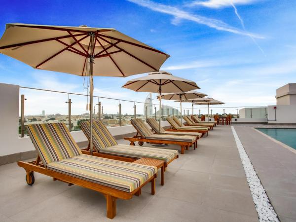 Lemon Tree Hotel, Jumeirah Dubai : photo 4 de la chambre offre staycation de 36 heures - chambre supérieure avec transfert gratuit vers plage de jumeirah, centre commercial mall of emirates et station de métro equiti - réduction de 10 % sur spa et blanchisserie - enregistrement anticipé à 9h00 et