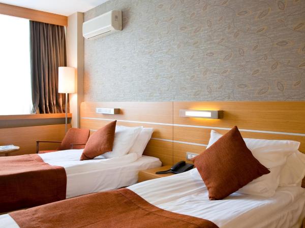 Hotel Tunali : photo 1 de la chambre chambre lits jumeaux