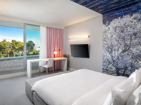 Radisson Blu Resort & Spa : photo 2 de la chambre chambre supérieure - vue sur ville