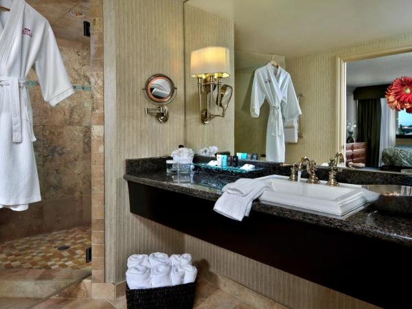 Crowne Plaza Hotel Portland-Downtown Convention Center, an IHG Hotel : photo 10 de la chambre suite exécutive - non-fumeurs 