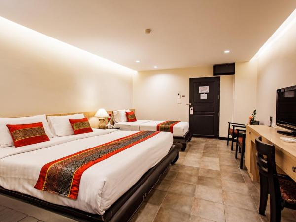 Raming Lodge Hotel : photo 1 de la chambre chambre triple deluxe