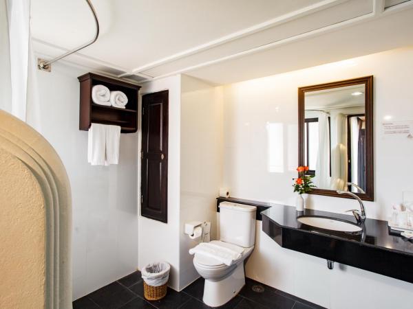 Raming Lodge Hotel : photo 7 de la chambre chambre lits jumeaux deluxe