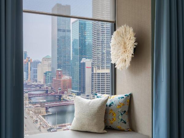 L7 Chicago by LOTTE : photo 4 de la chambre chambre lit king-size essential - vue sur la rivière