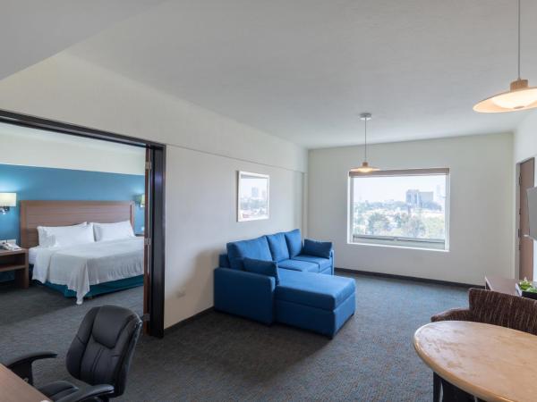 Holiday Inn Guadalajara Expo Plaza del Sol, an IHG Hotel : photo 6 de la chambre suite 1 chambre