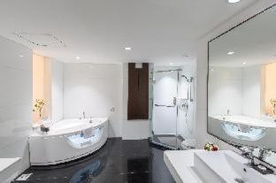 Merlynn Park Hotel : photo 1 de la chambre room #24287968