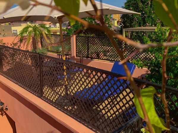 Riad Abaka hotel & boutique : photo 2 de la chambre suite indigo avec terrasse