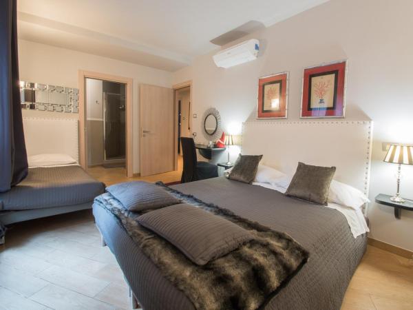 Residenza Ca' degli Enzi : photo 2 de la chambre suite deluxe avec terrasse privée