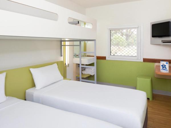 ibis Budget - Melbourne Airport : photo 1 de la chambre chambre lits jumeaux avec lit superposé