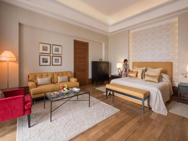 The Oberoi Marrakech : photo 5 de la chambre villa deluxe avec lit king size et piscine privée