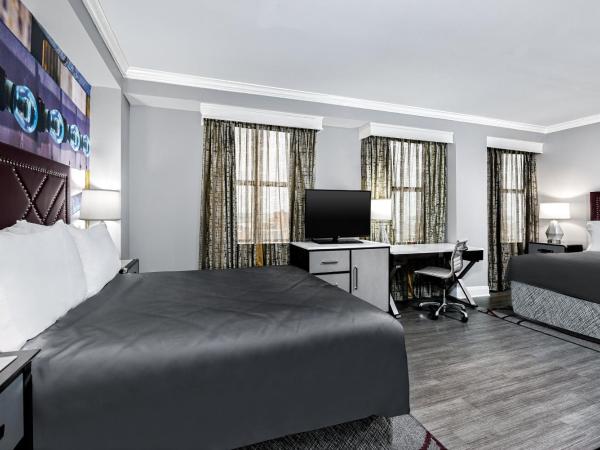 Hotel Indigo Dallas Downtown, an IHG Hotel : photo 1 de la chambre chambre standard avec 2 lits queen-size