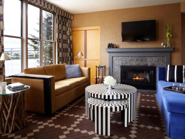 Kimpton Riverplace Hotel, an IHG Hotel : photo 3 de la chambre king studio suite with fireplace and river view