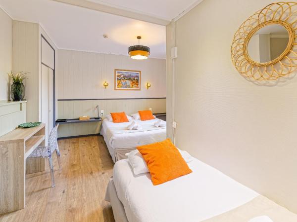 Hotel Cote Basque : photo 2 de la chambre chambre triple