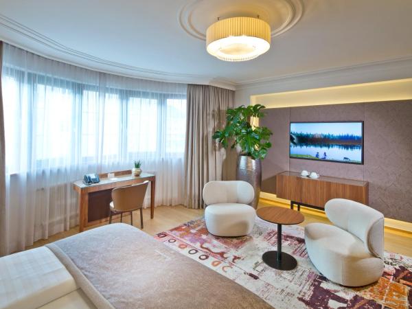 Hotel Maximilian - Stadthaus Penz : photo 2 de la chambre chambre double supérieure