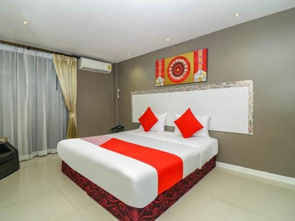 Natural Beach Hotel Pattaya : photo 1 de la chambre chambre double standard