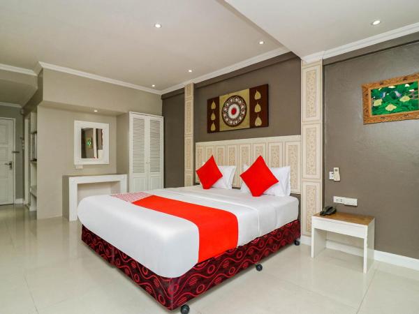 Natural Beach Hotel Pattaya : photo 1 de la chambre chambre double deluxe - vue sur mer