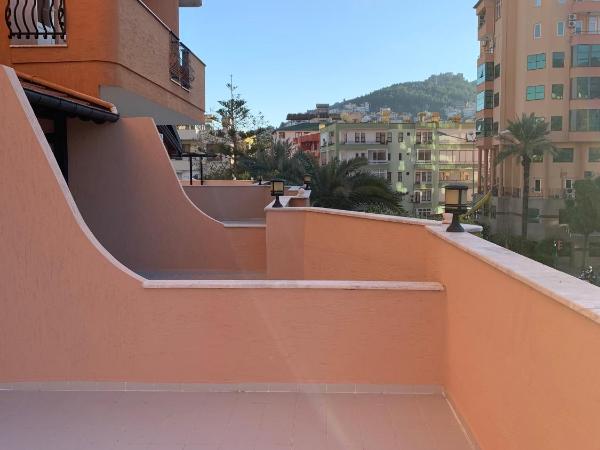 May Flower Apart Hotel : photo 3 de la chambre appartement avec terrasse