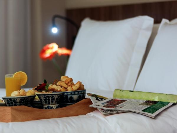 BH Raja Hotel : photo 3 de la chambre suite en duplex