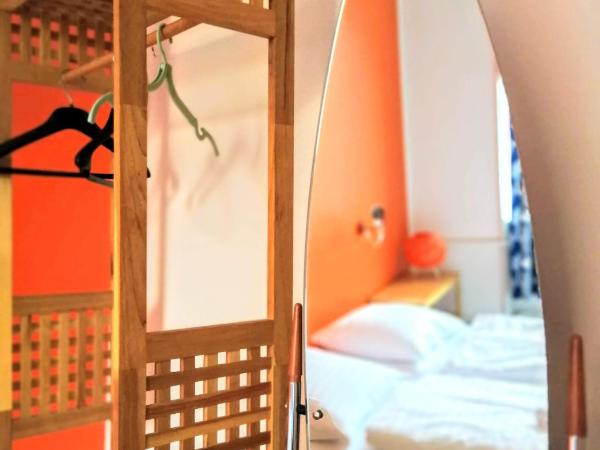 Sleep in Heaven : photo 3 de la chambre chambre triple avec salle de bains commune