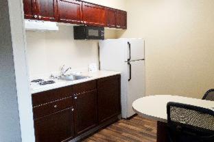 Extended Stay America Suites - Tampa - Airport - N Westshore Blvd : photo 3 de la chambre room #30240620