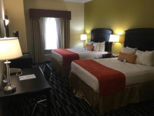 Best Western Plus Barsana Hotel & Suites : photo 6 de la chambre room #5888615