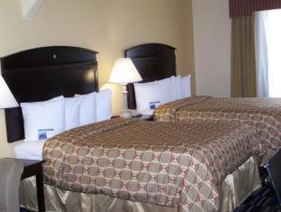 Best Western Plus Barsana Hotel & Suites : photo 10 de la chambre room #5888620