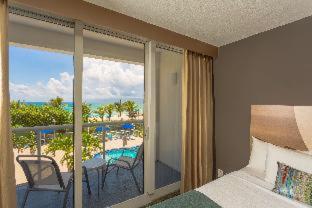 Best Western Plus Atlantic Beach Resort : photo 3 de la chambre room #5612021
