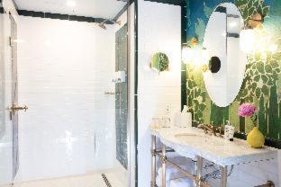 Hotel Clermont Atlanta, by Oliver : photo 2 de la chambre room #279148810