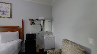 Warfield Hotel : photo 7 de la chambre room #217645006