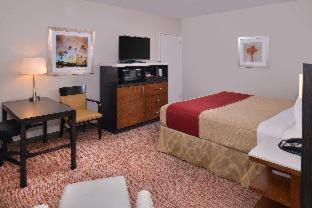 Best Western Royal Palace Inn & Suites : photo 8 de la chambre room #7955239