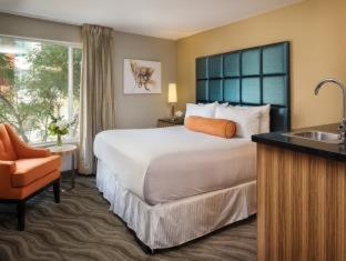Porto Vista Hotel In Little Italy : photo 1 de la chambre room #4549611