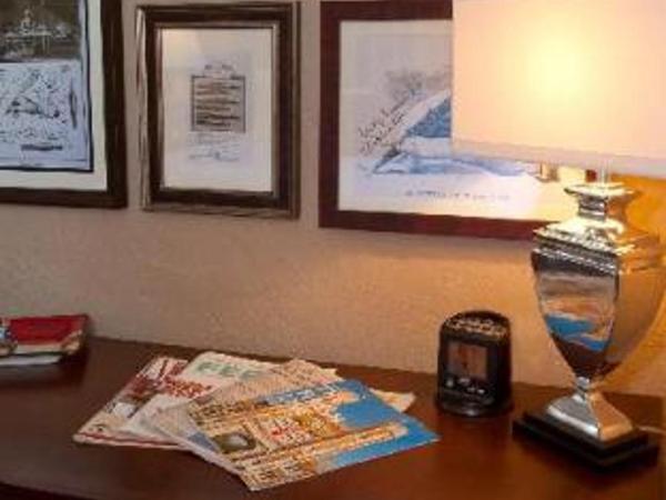 The Cheshire : photo 3 de la chambre room #32251007