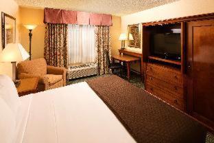 Red Lion Hotel Portland Airport : photo 3 de la chambre room #34985310