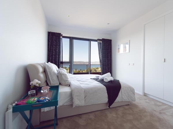 Nature & Relax House, Panoramic sea view, Free parking40 : photo 5 de la chambre chambre lit queen-size avec salle de bains commune