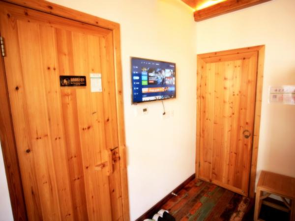 Begonia Flowers Guesthouse : photo 3 de la chambre chambre familiale