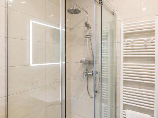 Pellegrini Luxury Rooms : photo 7 de la chambre chambre double ou lits jumeaux deluxe - vue sur ville