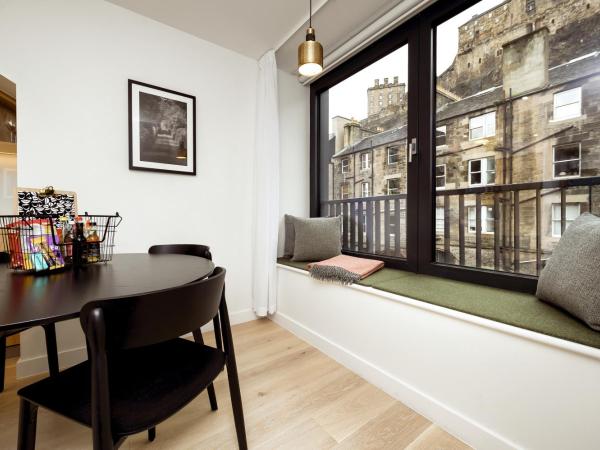 Wilde Aparthotels Edinburgh Grassmarket : photo 8 de la chambre appartement duplex 2 chambres