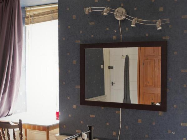 Leith City Centre Guesthouse Apartment : photo 9 de la chambre chambre double deluxe