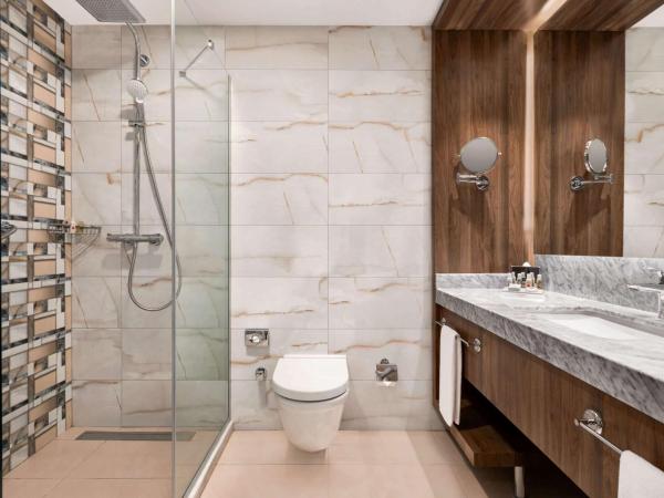 Ramada Beylikduzu : photo 3 de la chambre chambre double deluxe avec balcon