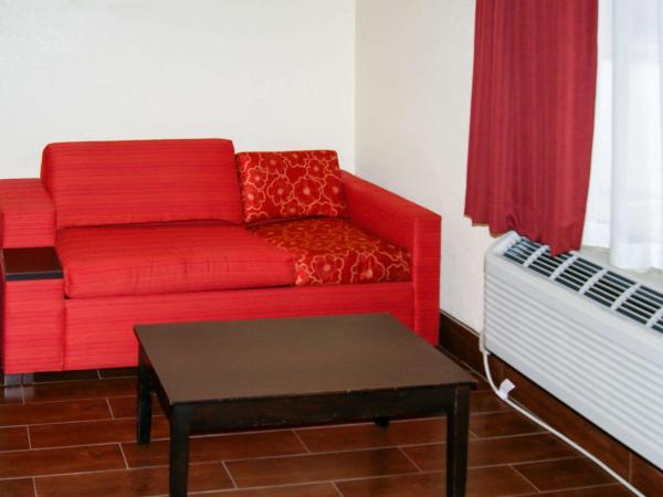 Econo Lodge Inn & Suites West - Energy Corridor : photo 2 de la chambre suite lit king-size - fumeurs