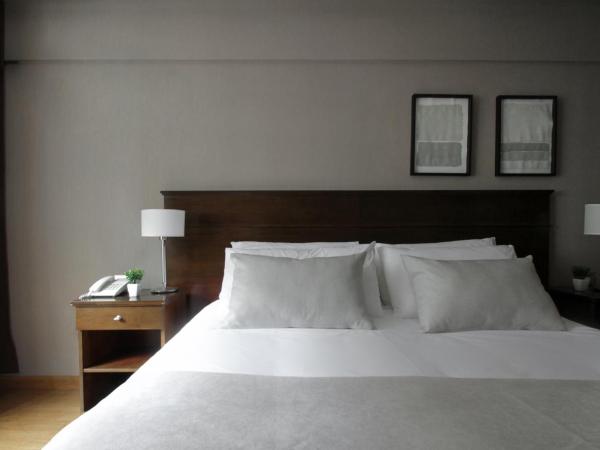 Hotel 8 de Octubre : photo 3 de la chambre chambre double supérieure