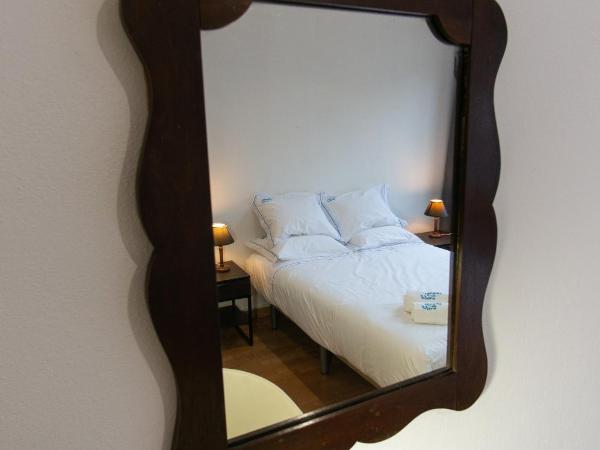 Change The World Hostels - Porto - Santa Catarina : photo 5 de la chambre chambre double avec salle de bains privative