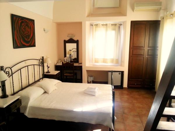 Costa Marina Villas : photo 4 de la chambre chambre quadruple avec balcon
