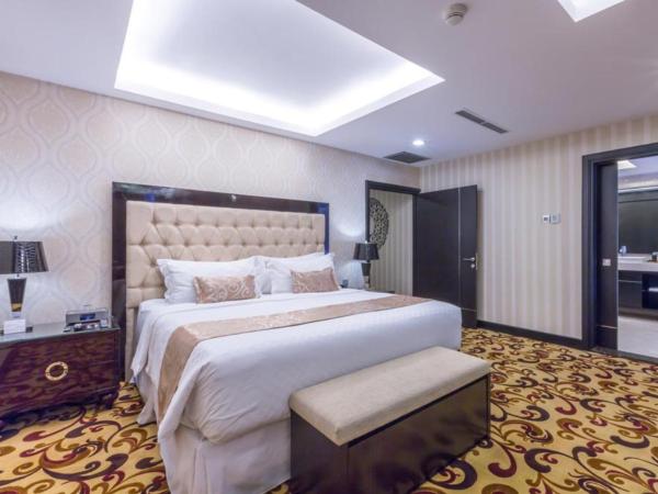 Wyndham Surabaya : photo 7 de la chambre suite présidentielle lit king-size