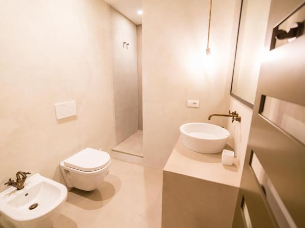 Casatorre dei Leoni Dimora Storica : photo 4 de la chambre suite lit king-size