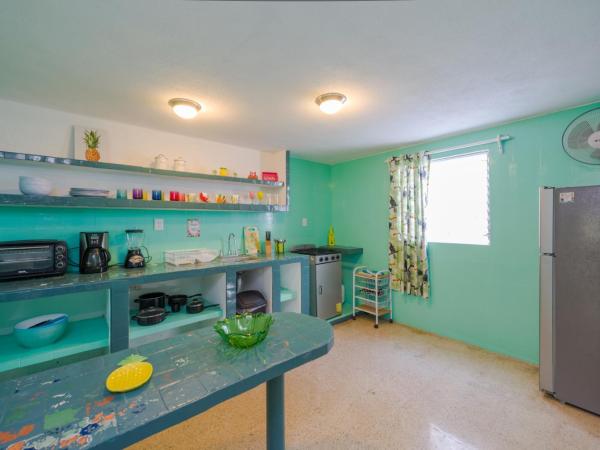 Casa Tropical : photo 2 de la chambre chambre triple avec salle de bains commune