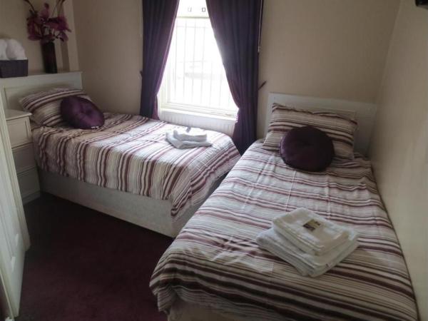 The Salendine : photo 4 de la chambre chambre lits jumeaux avec salle de bains privative