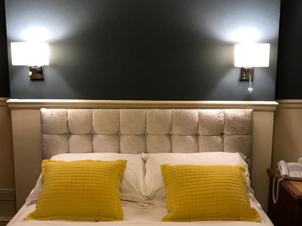 Eurobar & Hotel : photo 6 de la chambre chambre triple deluxe