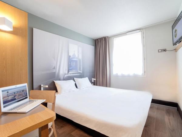B&B HOTEL Dunkerque Centre Gare : photo 2 de la chambre chambre double