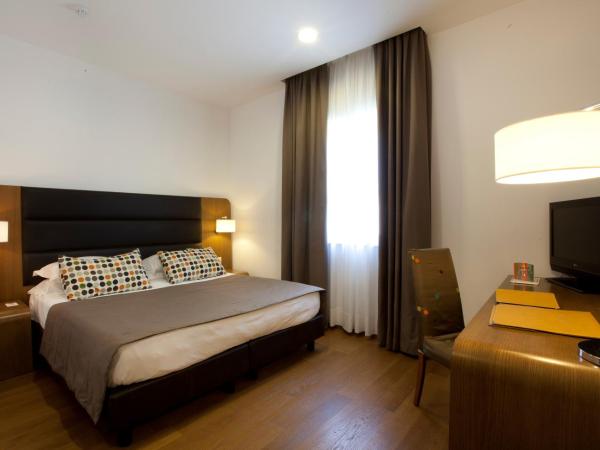 Hotel Plaza : photo 1 de la chambre chambre double